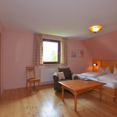 Landhotel Zur Pferdetraenke Schleid Exterior foto